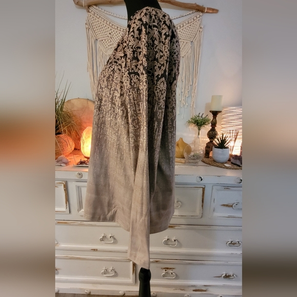 ★★ 3 for $20 item. Nora Cora Tunic NWT XL. #085 - Picture 3 of 3